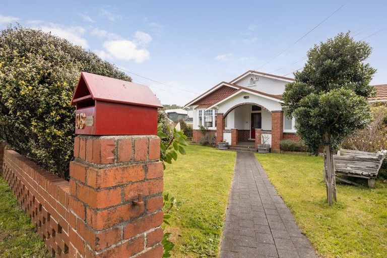 Photo of property in 35 Puriri Street, Miramar, Wellington, 6022