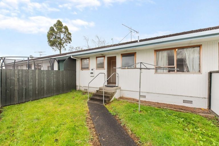 Photo of property in 1/4 Collie Road, Pukekohe, 2120