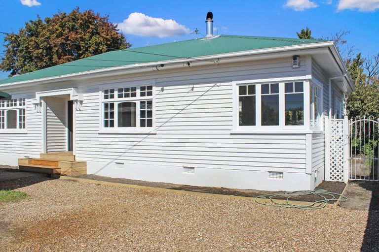 Photo of property in 62 Opawa Road, Waltham, Christchurch, 8023