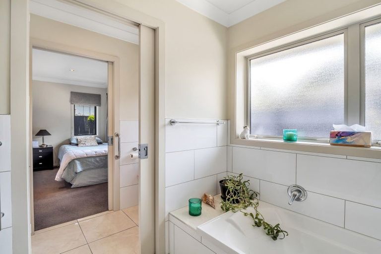 Photo of property in 112b Weraroa Road, Levin, 5510