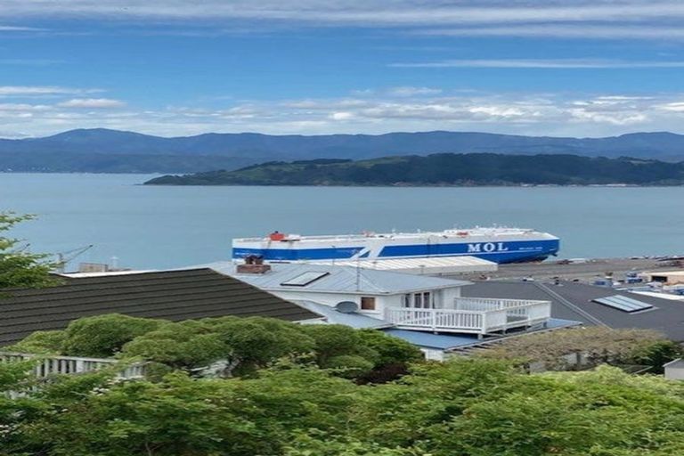 Photo of property in 22 Orchard Street, Wadestown, Wellington, 6012