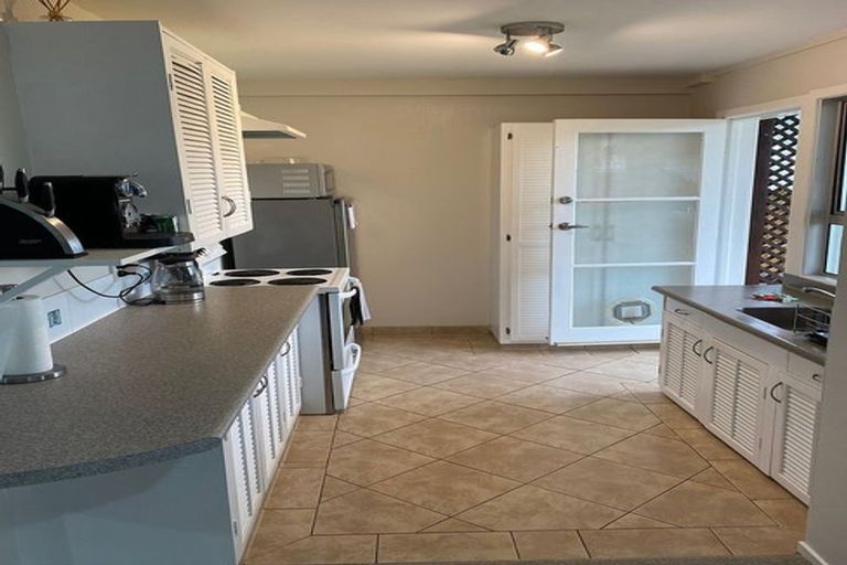 Photo of property in 127a Manuka Road, Bayview, Auckland, 0629