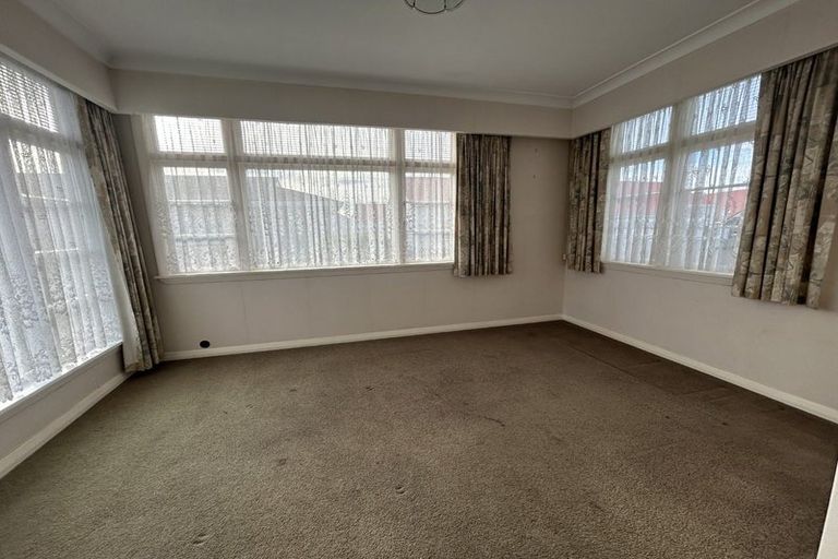 Photo of property in 460 Tremaine Avenue, Takaro, Palmerston North, 4410