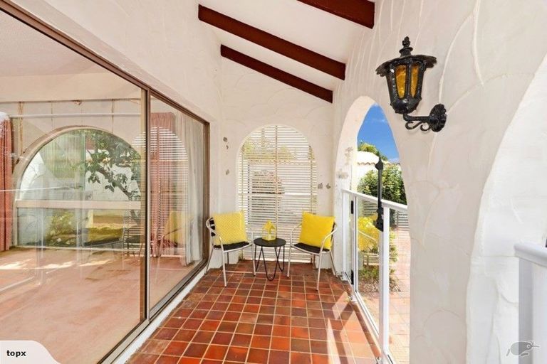 Photo of property in 19 Marywil Crescent, Hillcrest, Auckland, 0627