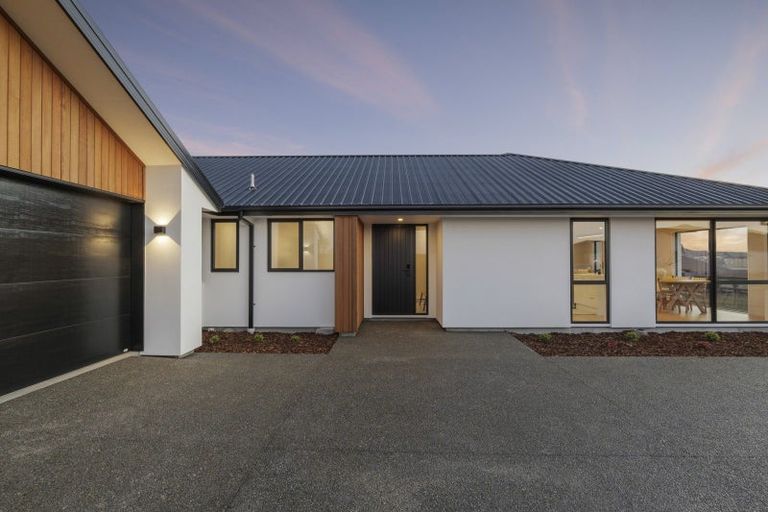 Photo of property in 41 Candlesticks Crescent, Lincoln, 7608