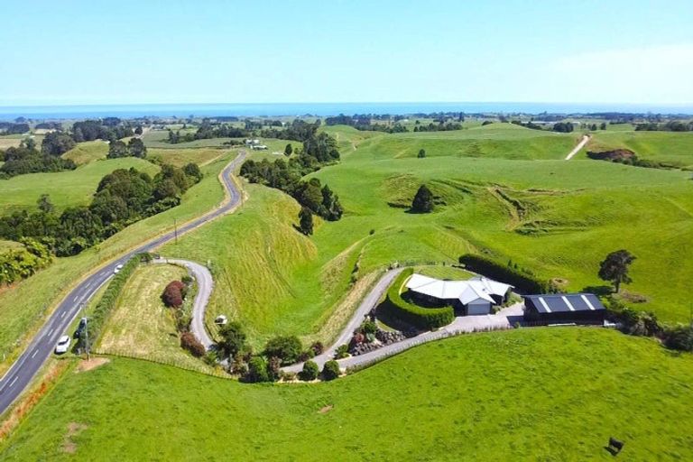 Photo of property in 169 Upper Pitone Road, Pitone, New Plymouth, 4374