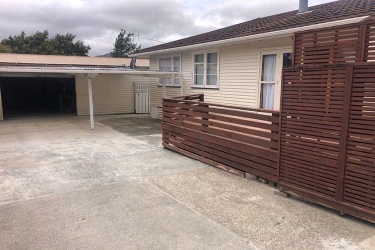 Photo of property in 80 Wainuiomata Road, Wainuiomata, Lower Hutt, 5014