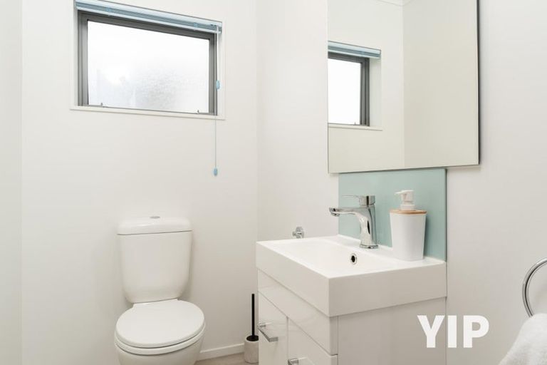 Photo of property in 18 Trelawny Terrace, Grenada Village, Wellington, 6037