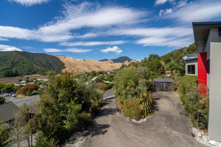 Photo of property in 5 Beach Place, Havelock, 7100