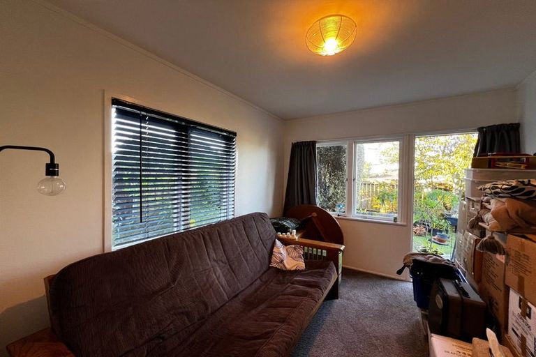 Photo of property in 1/7 Richards Avenue, Forrest Hill, Auckland, 0620