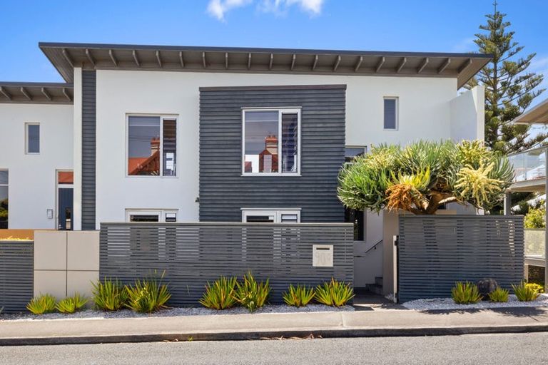 Photo of property in 90b Buller Street, New Plymouth, 4312