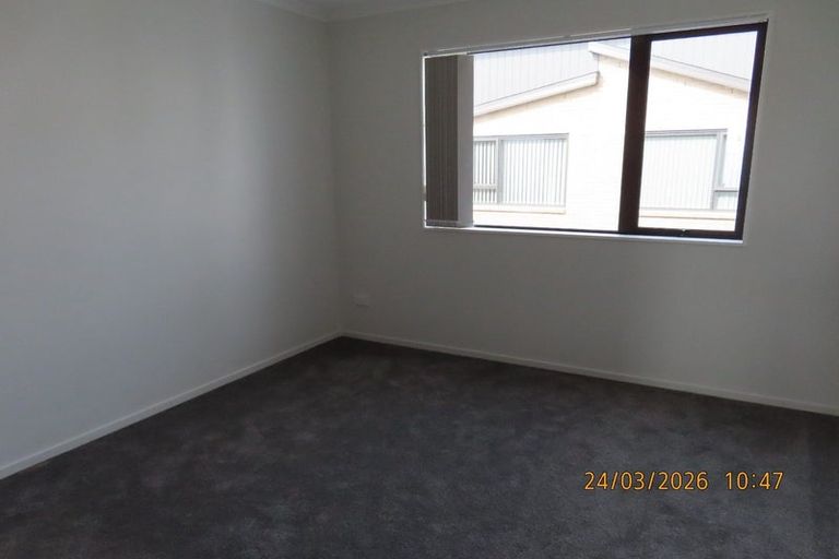 Photo of property in 5/100 Seymour Road, Sunnyvale, Auckland, 0612