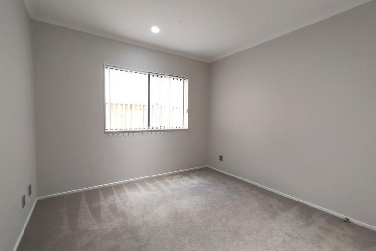 Photo of property in 16 Moville Drive, Flat Bush, Auckland, 2019