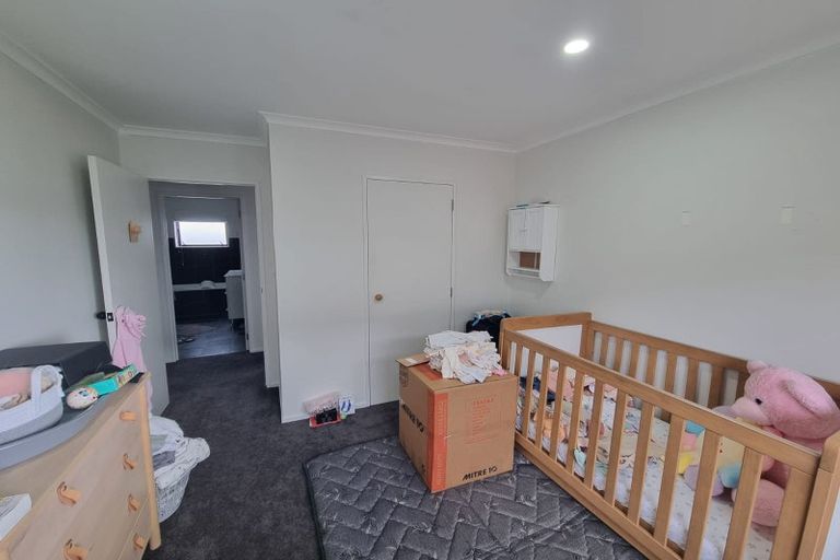 Photo of property in 177 Keri Vista Rise, Papakura, 2110
