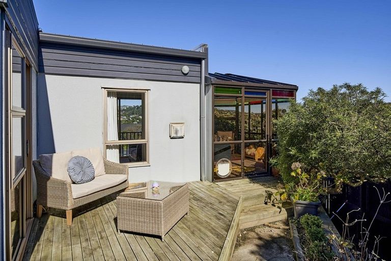 Photo of property in 31 Penryn Drive, Camborne, Porirua, 5026