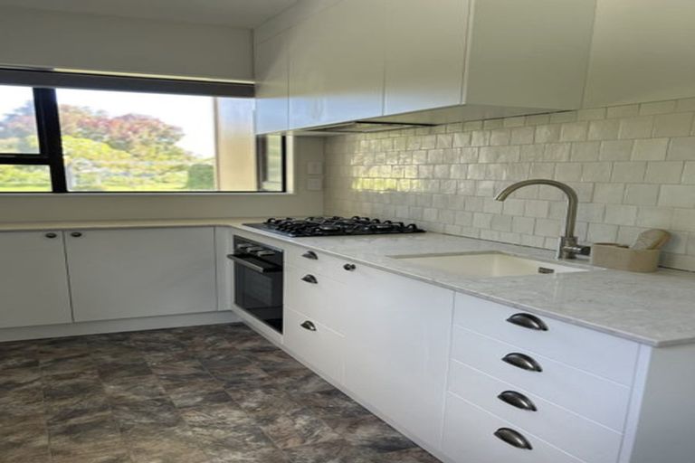 Photo of property in 298b Paekakariki Hill Road, Paekakariki Hill, Porirua, 5381