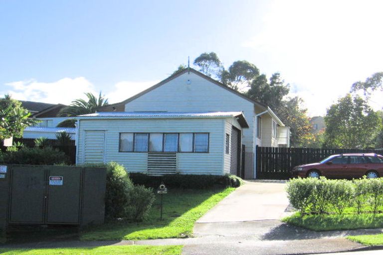 Photo of property in 4 Ransom Smyth Drive, Goodwood Heights, Auckland, 2105