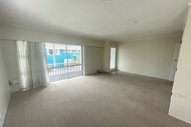 Photo of property in 2/2 Pine Terrace, Howick, Auckland, 2014