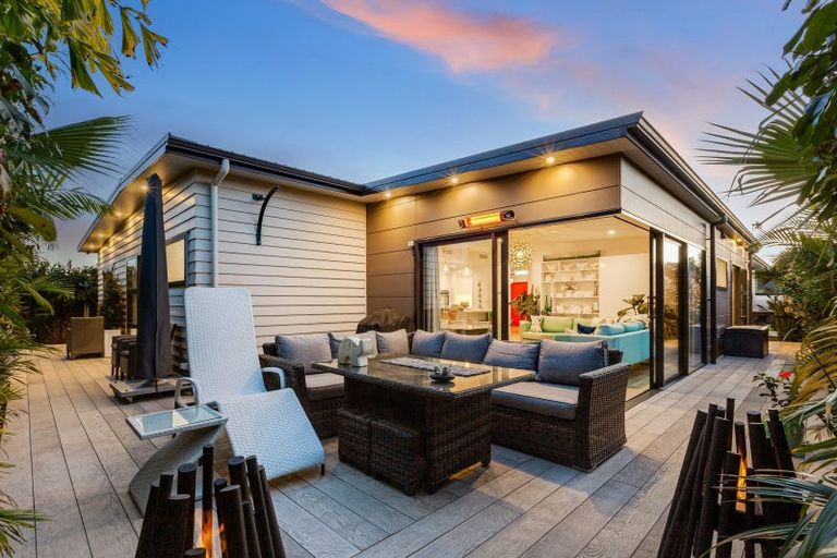 Photo of property in 80 Waipunahau Road, Waikanae, 5036