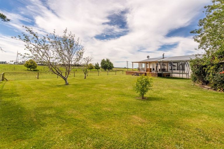 Photo of property in 11 Brand Road, Kennington, Invercargill, 9871