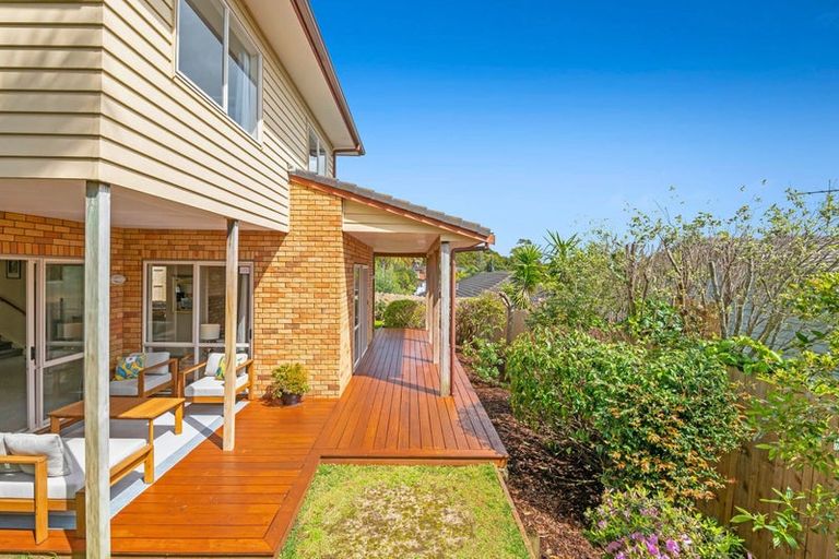 Photo of property in 4 Totara Views Drive, Red Beach, 0932