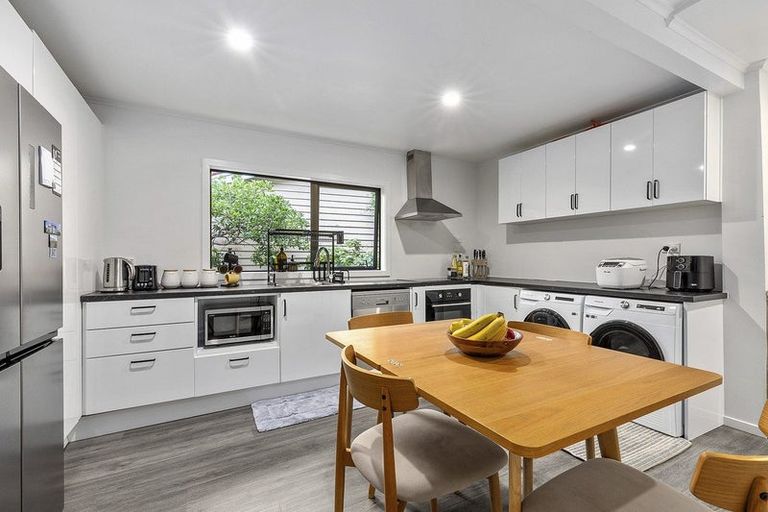 Photo of property in 58 Cluny Road, Plimmerton, Porirua, 5026