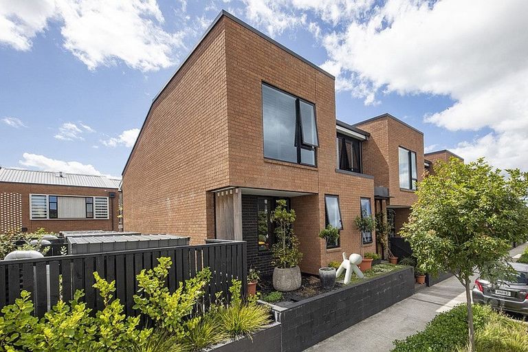 Photo of property in 4b Hastings Street, Hobsonville, Auckland, 0616