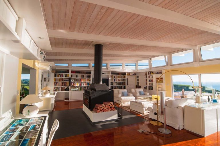 Photo of property in 65 Timoti Road, Waimarama, Havelock North, 4294