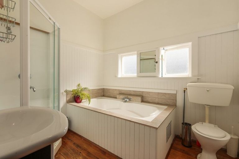 Photo of property in 1 Silvester Street, Woolston, Christchurch, 8023