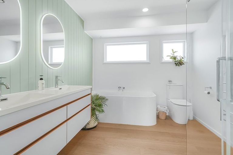 Photo of property in 13 Knightsbridge Place, Dinsdale, Hamilton, 3204