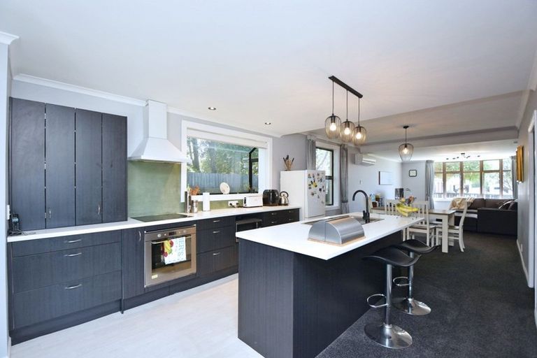 Photo of property in 11 Robertson Street, Richmond, Invercargill, 9810