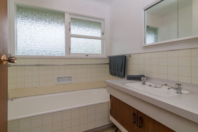 Photo of property in 13 Kamahi Place, Pukehangi, Rotorua, 3015