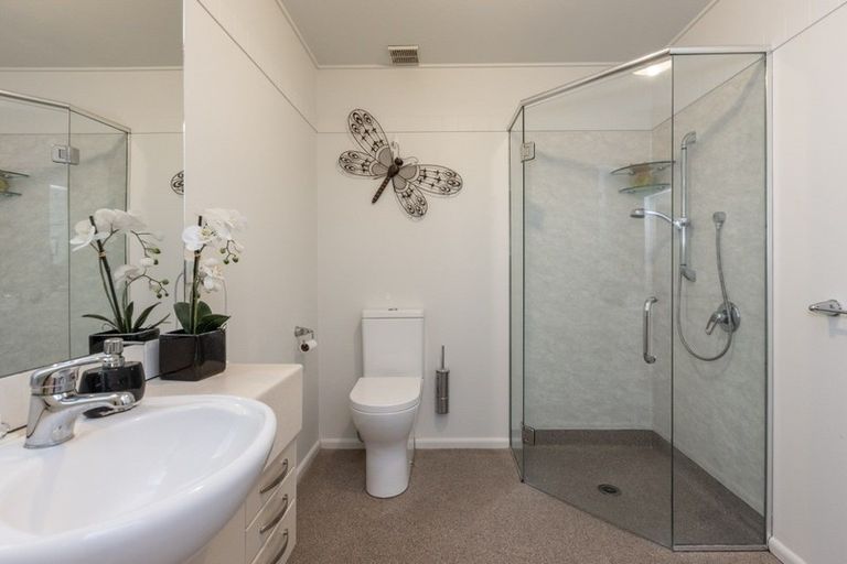 Photo of property in 82 Charles Street, Westshore, Napier, 4110