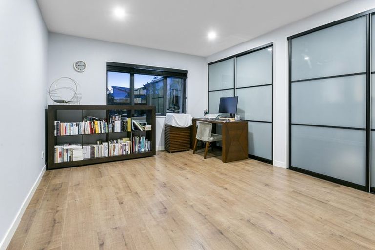 Photo of property in 29a Arrow Road, Forrest Hill, Auckland, 0620