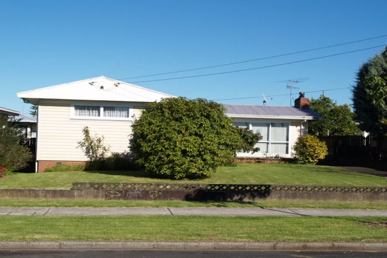Photo of property in 1/15 John Street, Mangere East, Auckland, 2024