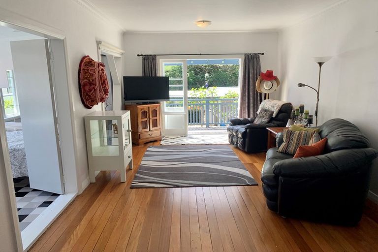 Photo of property in 19 School Road, Paihia, 0200