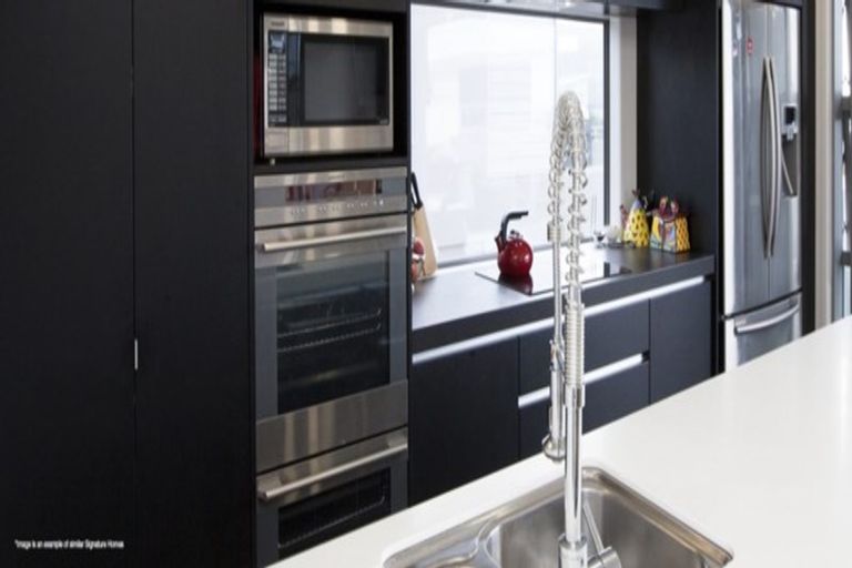 Photo of property in 3/59 Wallath Road, Westown, New Plymouth, 4310