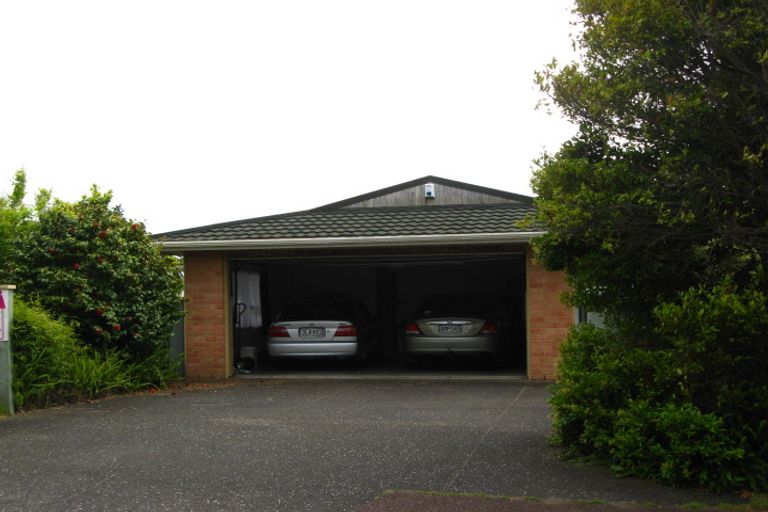 Photo of property in 134 Pacific Parade, Army Bay, Whangaparaoa, 0930