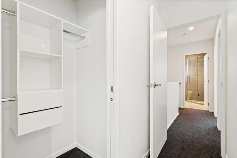 Photo of property in 70 Opoka Street, Papakura, 2110