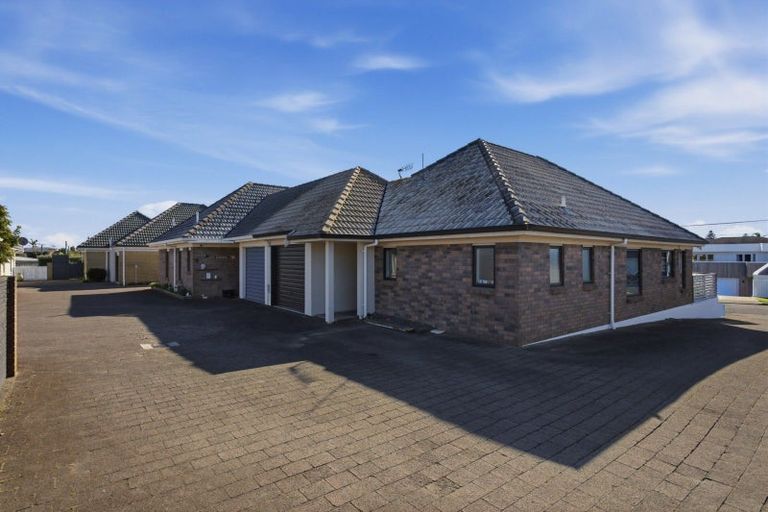 Photo of property in 10 Ranch Road, Mount Maunganui, 3116