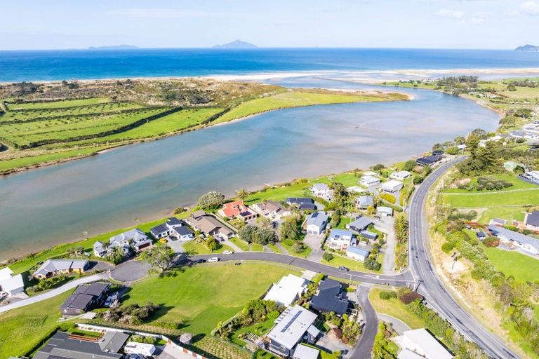 Photo of property in 13a Riverview Place, Waipu, 0582