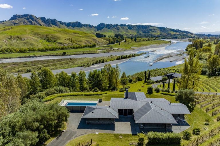 Photo of property in Gatehouse And River Room., 1308f Tuki Tuki Road, Tuki Tuki, Havelock North, 4294