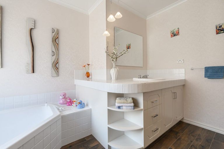 Photo of property in 2 Florida Key, Papamoa Beach, Papamoa, 3118