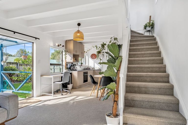 Photo of property in 2/506 Devonport Road, Tauranga South, Tauranga, 3112