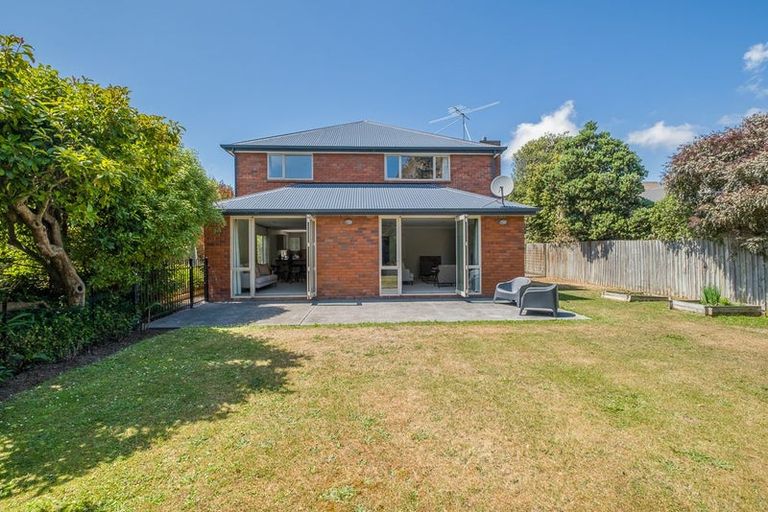 Photo of property in 22b Taupata Street, Redcliffs, Christchurch, 8081