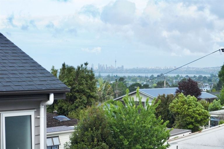 Photo of property in 198 Royal Road, Massey, Auckland, 0614