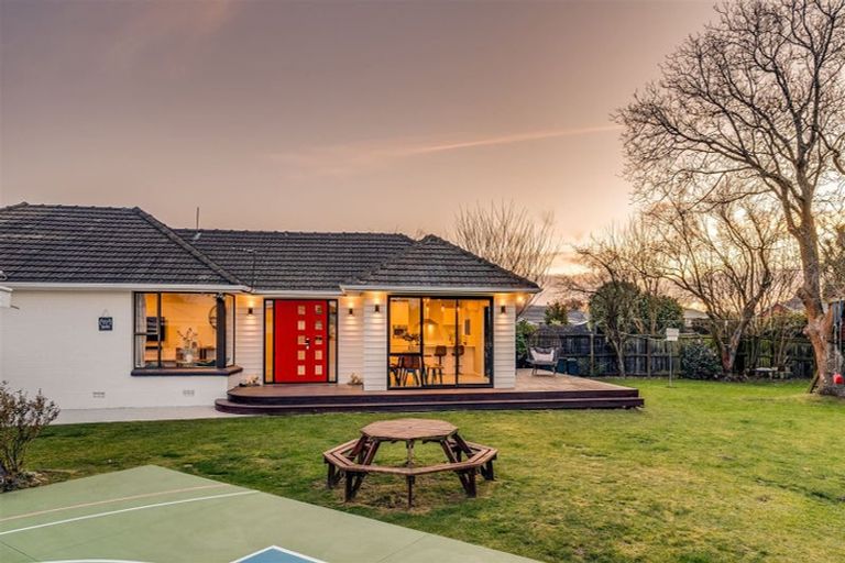 Photo of property in 33 Everest Street, Burnside, Christchurch, 8053