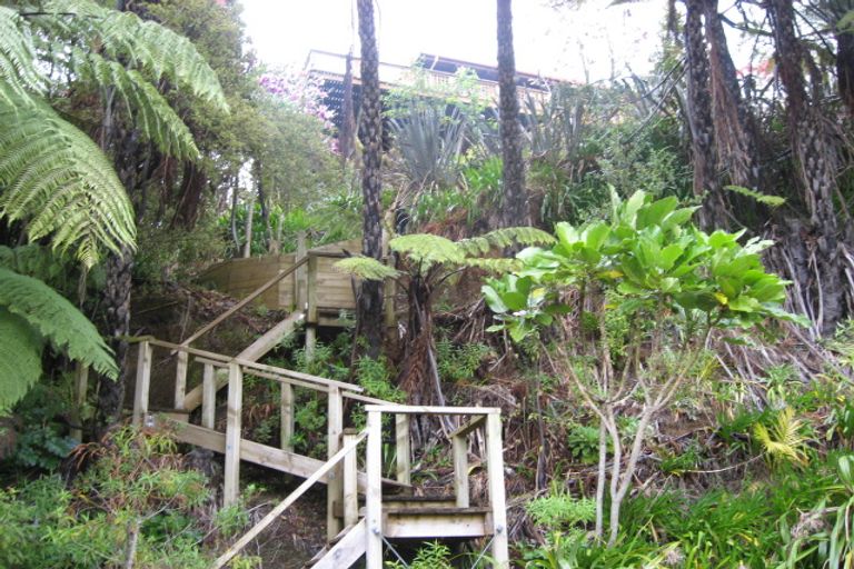 Photo of property in 16 Kereru Place, Upper Vogeltown, New Plymouth, 4310
