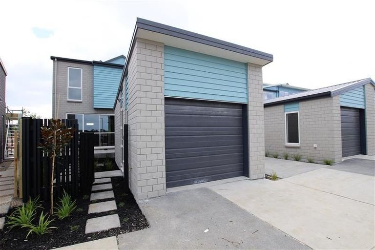 Photo of property in 122 Squadron Drive, Hobsonville, Auckland, 0618