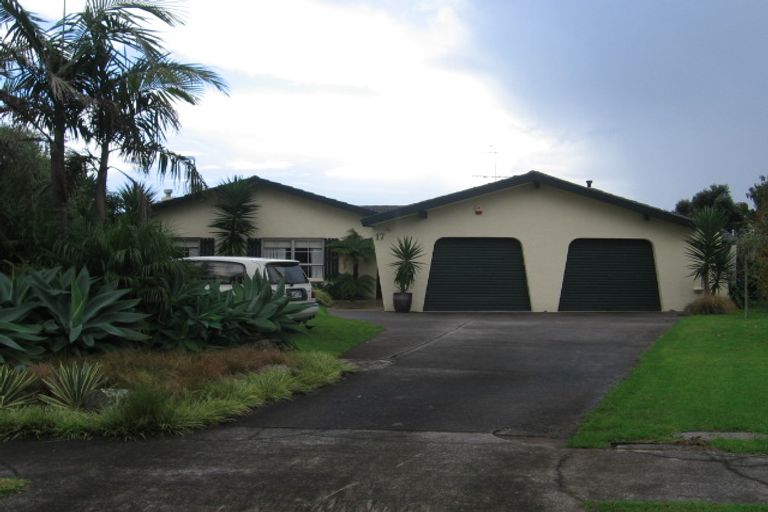 Photo of property in 17 Sanctuary Point, Sunnyhills, Auckland, 2010